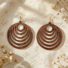 1 Pair Wireless Geometric Circle Wooden Pendant Earrings, Exaggerated Large Hoop Earrings - Brown - View 4