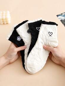 4双装女士低帮袜 - 华夫格针织花呢心形山茶花刺绣泡泡袜口，适合春夏穿着 - 彩色 - 查看 4