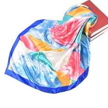 Women's Scarf 90x90 Watercolor | Satin Finish | Elegant And Versatile Print - 藍色 - 查看 7