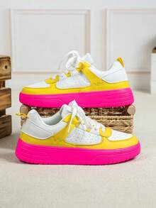 Bộ 3 đôi giày thể thao nhiều màu sắc lấy cảm hứng từ Dopamine - Trắng, Vàng, Hồng, giày trượt ván ngoài trời thời trang với đế ngoài màu hồng thanh lịch, buộc dây, mũi tròn, cổ thấp, đa năng, phù hợp cho các dịp lễ, quà tặng Ngày Valentine, đi chơi thường ngày, dự tiệc, giày thể thao nữ. - Nền màu trắng, vàng và đỏ hồng - Xem 5