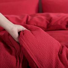 [Red]