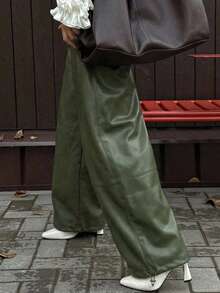 女士时尚优雅军绿色PU皮宽松长裤，松紧腰设计，适合日常通勤和春夏穿着。 - 軍綠色 - 查看 5