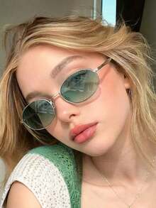 一副厚框椭圆形金属未来主义时尚眼镜，3D镜腿设计，时尚配饰 - 彩色 - 查看 3