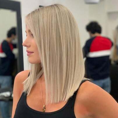 13x4 Transparent Lace Front Wig, Ombre Honey Blonde To Gray Short Bob Hairstyle, 100% Human Hair, Pre-Plucked, 180% Density, 14 Inch Honey Gold Gray Straight Bob Wig, Salon Quality Wig For Women, Free Shipping