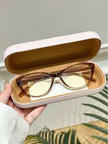 1副猫眼简约百搭眼镜，TPR（热塑性橡胶）材质，防蓝光，平光镜片