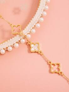 2pcs Fashionable, Elegant, Sweet & Cute Clover, Hollow Clover Chain Bracelets For Women - White and Purple Four-leaf Clover Bracelet - View 7