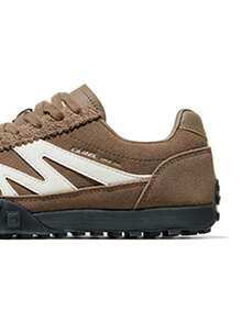 CAMEL CROWN Zapatos de tablero casuales para mujer, regalo de uso para parejas, zapatos de entrenamiento Shanhai rojo amarillo retro casuales deportivos para hombres y mujeres, zapatos de tablero resistentes al deslizamiento - Castaño/Blanquecino - Ver 3