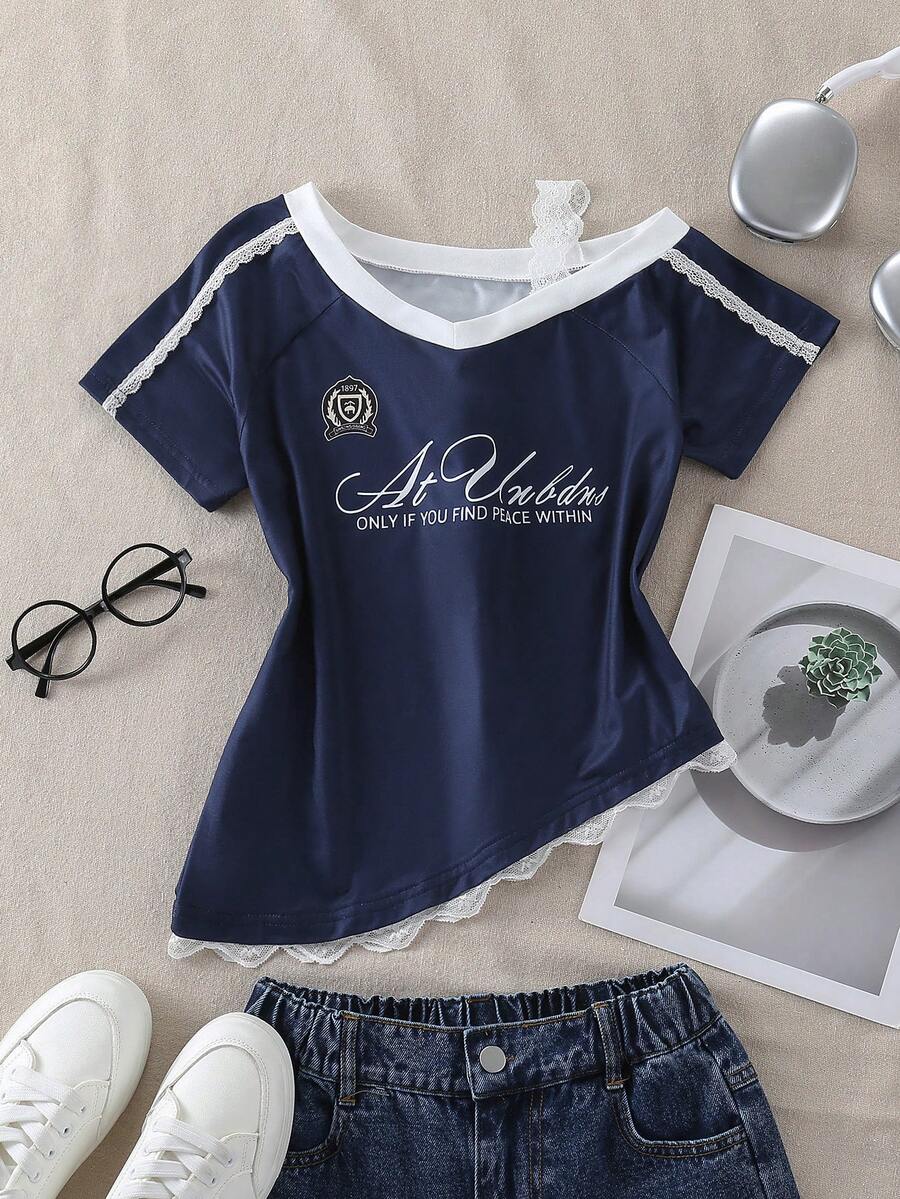 1pc Girls Sweet & Spicy Lace V-Neck Asymmetrical Hem Fitted Short Sleeve T-Shirt With Badge & Letter Print, Summer - Blue - View 1