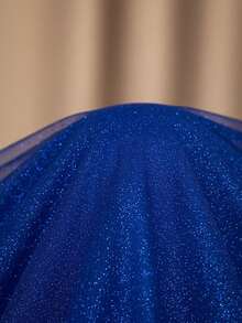 Grife Velasco Elegant Long Party Dress For Bridesmaids, Wedding, With Glitter, Ruffles, And Short Sleeves. - 寶藍色 - 查看 6