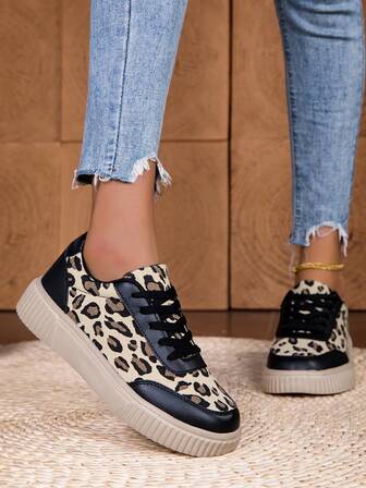 Women's Leopard Print Casual Sneakers, Fashionable Lightweight Athletic Shoes, Minimalist Flat Slip-On Skateboard Shoes, Versatile Daily Wear