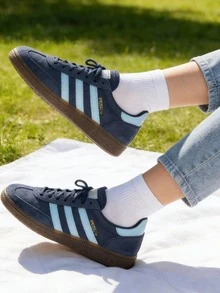 Adidas Originals HANDBALL SPEZIAL 男女款低帮休闲运动鞋，BD7633 - 深藍/淺藍 - 查看 1