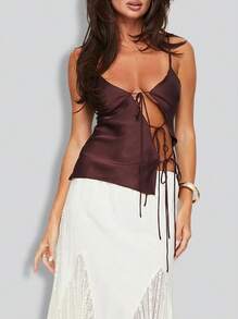 Sedessea 女式侧开系带 V 领缎面吊带背心上衣，镂空设计适合音乐节、辣妹海滩度假拍照、夏季休闲日常穿着 - 紫紅色 - 查看 9