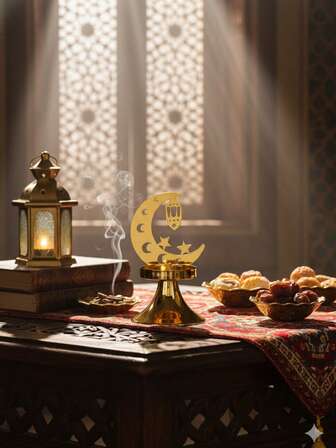 1 st/set hängande lykta med stjärna och måne. Ljusstaken är tillverkad av metall och har en dekorativ kombination centrerad kring halvmånen, stjärnorna och hängande lyktor. Den övergripande stilen är delikat och införlivar kulturella inslag av stjärnorna, månen och lyktorna, vilket presenterar en lätt lyx och raffinerad dekorativ stil.