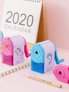 1pc Unicorn Pattern Pencil Sharpener, Basic Plastic Manual Sharpener For Students, Back To School Essential, School Supplies, Stationery