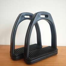 2 piezas de Estribos de plástico, Suministros ecuestres básicos, Estribos de caballo moldeados en una sola pieza - Negro - Ver 5