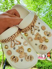 Conjunto de 18 peças de botões decorativos removíveis com strass dourado em formato de ursinho, corrente e flor para sapatos de jardim. Ideais para sapatos de praia, sapatos vazados, presentes de Natal e para todas as estações. - Ouro - Ver 1