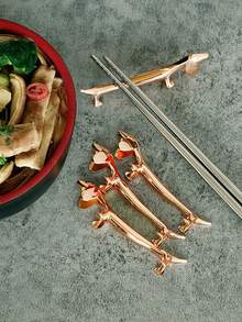 1 Set Aluminum Chopstick Holder - Lightweight Puppy & Deer Shaped Spoon Rest, Elegant Tableware Accessory, Suitable For Home And Hotel (Christmas Gift) - Multicolor - View 4