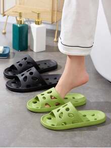 EVA Absorbent Anti-Slip Slippers: Quickly Absorb Moisture In The Bathroom To Keep It Dry And Comfortable. The Upper Is Easy To Clean And Wipe Clean. The Non-Slip And Durable Sole Has Strong Traction. The Soft And High-Elastic Material Can Withstand Folding And Compression Without Damage. Suitable For Bathroom, Living Room And Other Scenarios. - Multicolor - View 5