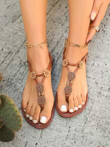 1 đôi dép xăng đan thể thao đế bằng mới cho nữ, mẫu Xuân/Hè 2026, màu nâu, kiểu dáng xỏ chân đính hạt thời trang, dép đi biển cỡ lớn thoáng khí phong cách Bohemian. - màu nâu - Xem 4