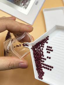 5 piezas Accesorios de arte de pintura de diamantes, bandeja con boca en forma de V abierta, ideal para organizar rhinestones para proyectos DIY - Blanco - Ver 5