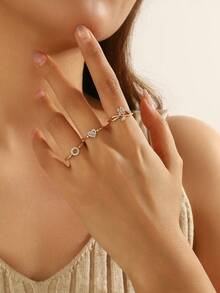 1pc Twinkle Boho Ring Set Gold Crystal Joint Knuckle Finger Rings Stackable Moon Star Heart Flower Ring For Women And Girls, Daily Wear, Mom Gift - Yellow Gold - View 5