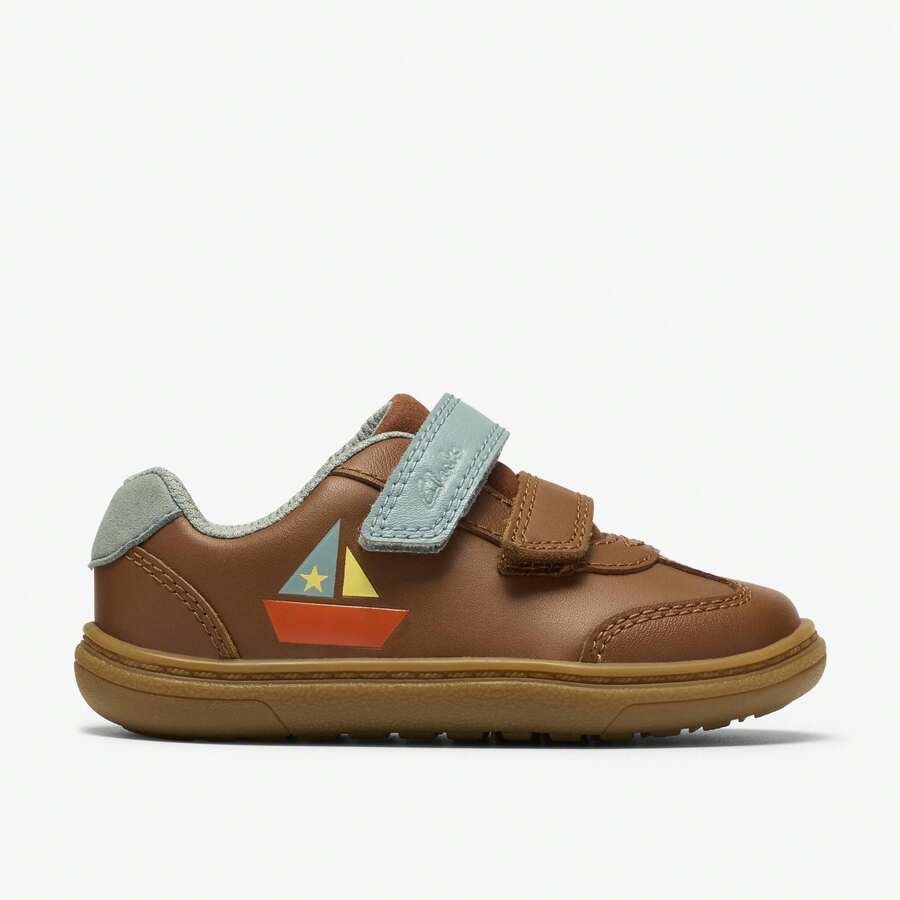 Clarks Flash Coast T - Brown - View 1