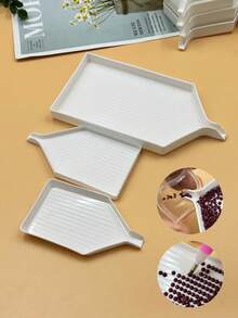 5 piezas Accesorios de arte de pintura de diamantes, bandeja con boca en forma de V abierta, ideal para organizar rhinestones para proyectos DIY - Blanco - Ver 2