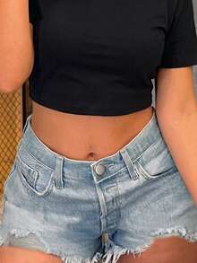 Women's Street Washed Frayed Hem Elastic Denim Shorts, Casual Daily Wear With Pockets, Spring/Summer - Blue - View 8