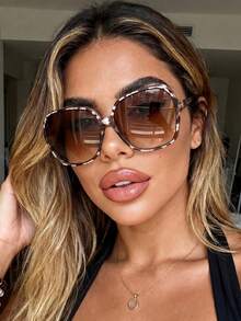 1 Pair Leopard Print Brown Square Sunglasses, Bohemian Style, Suitable For Street, Travel, Vacation, Sports, Driving, Festivals, Beach, EDM, Outings, Summer Accessories, Family Trips, Golf, Hiking, Elegant Attire, Vacation Atmosphere, Sports, Parties, Street Style, Fishing, Outdoor Activities, Holidays, Outdoor Activities, Vacation - White Tortoiseshell Framed Double Tea Leaves - View 5