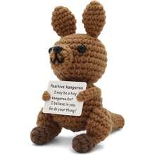 1件袋鼠手工钩织正能量袋鼠礼物，附赠励志卡片 - 钩织动物，适合作为女性、男性、朋友和同事的生日、周年纪念日和圣诞节办公室礼物。 - 彩色 - 查看 1