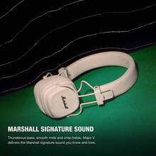 Marshall Major V 无线耳机，100 小时超长续航，蓝牙 5.2，升级版经典摇滚设计，可折叠，记忆海绵耳罩，有线/无线双模，多点连接，适合旅行、通勤和音乐欣赏 - 奶油色 - 查看 6