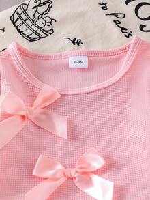 2 件女婴甜美休闲套装：3D 蝴蝶结装饰圆领短袖 T 恤上衣和 3D 粉色蝴蝶结装饰修身喇叭腿磨边牛仔裤套装 - 粉色 - 查看 5