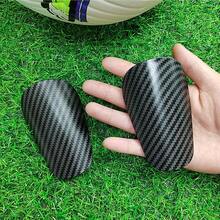 1 Pasang Pelindung Tulang Kering Sepak Bola Mini - Ringan, Ringkas, Nyaman, Perlindungan Bantalan yang Ditingkatkan, Desain Serat Karbon, Cocok untuk Latihan dan Pertandingan Sepak Bola, Kompatibel dengan Penghangat Kaki Anti Selip dan Penutup Kaus Kaki Sepak Bola, Perlengkapan Olahraga - Hitam - View 6