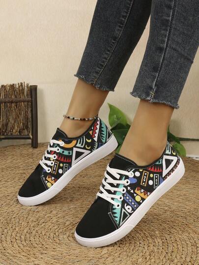 1 Pair Women's Flat Non-Slip Casual Fashion Sneakers, Minimalist Versatile Low-Top Canvas Shoes, Classic Breathable Leisure Shoes Suitable For Daily Commute And Outdoor Activities