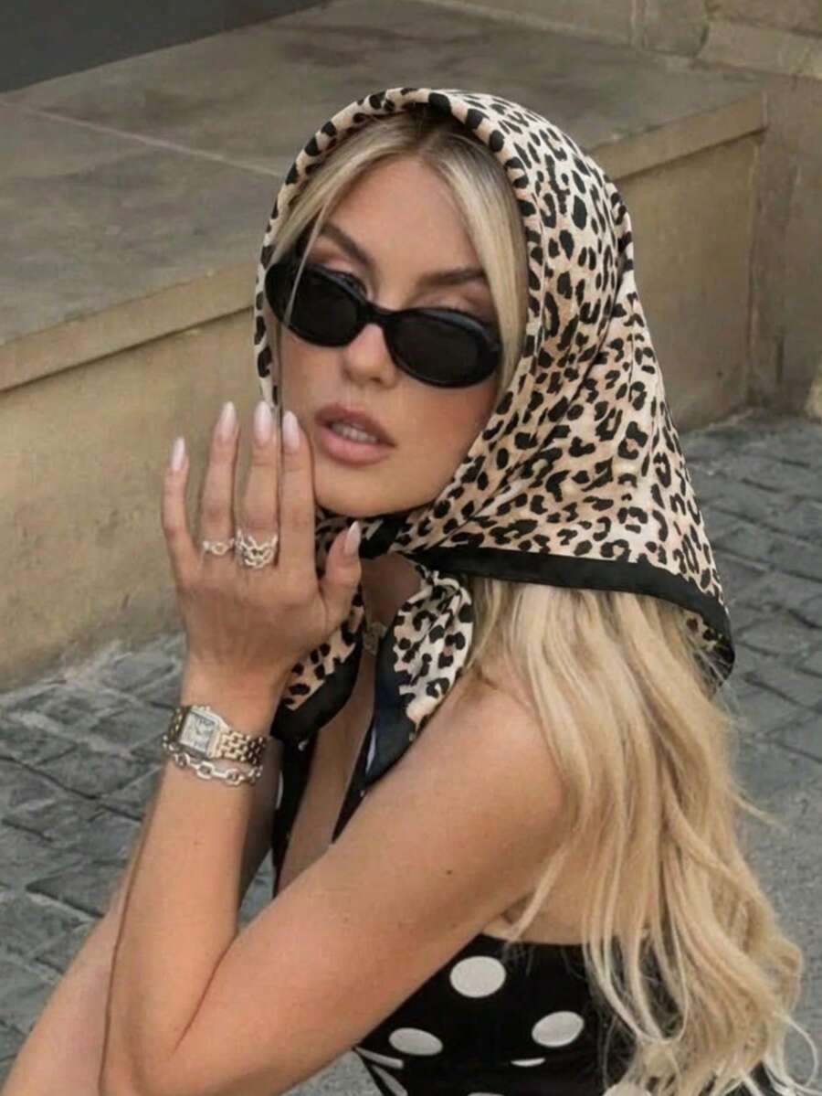 1件装 女士 2026 经典豹纹 70*70cm 缎面头巾 防晒 多功能头巾 日常休闲 - 彩色 - 查看 1