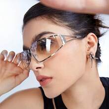 A Pair Of Y2K Cool Girl Hollow Professional Glasses 2024 New Retro Glasses Future Style Personality Street Style Glasses For Women Party - 銀色全灰色 - 查看 3