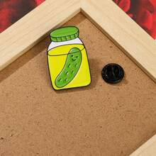 1pc Cute Pickle Jar Design Hard Enamel Pin Brooch For Women's Fashion Accessory, Charming Clothing Ornament - 1 - 查看 2