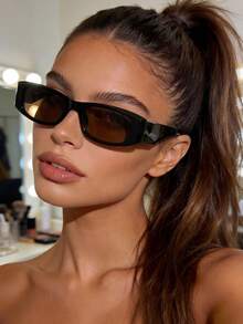 1 paire de lunettes de soleil rectangulaires marron unisexes de haute qualité, style minimaliste à la mode. Convient pour les personnes de 18, 21, 30, 40, 50 ans. Idéal pour les voyages, les vacances, les rassemblements décontractés, les accessoires quotidiens, la pêche, les voyages, les sports, la conduite, les festivals, les accessoires d'été, la plage, les festivals de musique électronique, les sorties, les vacances en famille, les tenues élégantes, les accessoires de style de rue, les accessoires de style sportif - Tabac - Voir 5