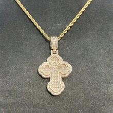 A Hip-Hop Style Cross Pendant Necklace With A Unique Design, Featuring A Square, A Cloud-Shaped Cross Shape, And A Copper-Set . It's A  Fashionable Accessory For Men And Women. - Cây thánh giá cỏ bốn lá - Xem 7