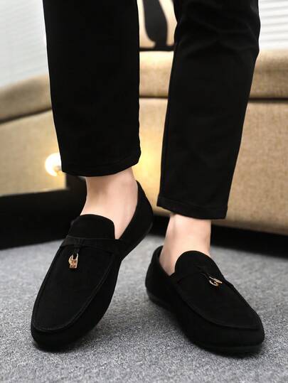 1 par de mocasines para hombres, zapatos casuales de slip-on 2025 nuevos, de tela transpirable, suela blanda, antideslizante, zapatos de conducir, planos, ligeros, mocasines de lujo (corren pequeños, se sugiere pedir una talla talla grande grande)