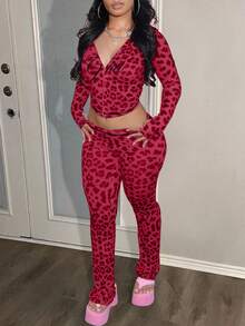 LovelyWholesale Women's Cute Hooded Long Sleeve Letter & Leopard Print Zip-Up Jacket And Flare Pants Set, Spring Break Outfit, Summer Vacation Wear - Red - View 2
