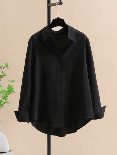 女士优雅黑色涤纶长袖纽扣领衬衫/上衣，常规版型，纯色前襟纽扣，适合办公室穿着