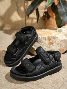 新款女鞋，时尚百搭，舒适厚底，休闲凉鞋，双带增高显瘦防滑，轻便易携，休闲百搭，适合日常穿着和通勤。 - 黑色 - 查看 5