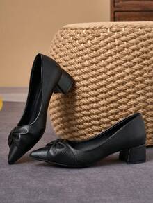 MonaNise Giày cao gót mũi nhọn nữ, kiểu dáng slip-on, màu xanh ngọc lam pha chút vân đá, gót kín màu mơ, thích hợp cho kỳ nghỉ, du lịch, mua sắm, hoạt động ngoài trời, phong cách retro thường ngày, đa năng, cao cấp, màu đen, gót cao 5cm. - màu đen - Xem 6