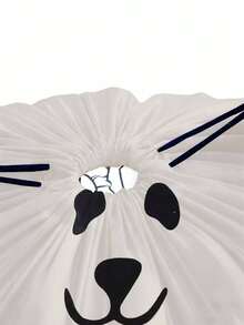 1个大号纯棉动物纹洗衣袋，抽绳封口，方便收纳脏衣服，便携实用。