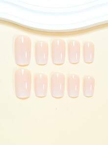 用24片中号方形美甲贴片表达你的爱意，柔和白色渐变、可爱浅粉色渐变、裸色渐变，全覆盖式假指甲贴片，适合女性和女孩。包含美甲沙龙套装，内含1片果冻胶和1个锉刀。果冻胶随机发货。 - 白色 - 查看 4
