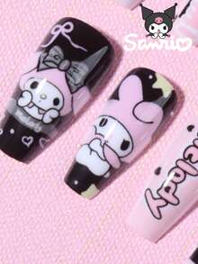 SANRIO 24片中号粉色和黑色法式美甲贴纸，包含可爱的3D装饰图案，如音符、蝴蝶结、星星、爱心等，适合日常、派对、特殊场合，完美贴合人造指甲。 - 彩色 - 查看 3
