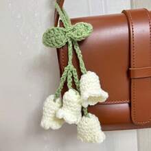 Hand-Knitted Lily Pendant - Acrylic Weaving Charm DIY Car Decoration, Perfect Gift For Ladies, Accessory, Indoor Decoration - trắng - Xem 2