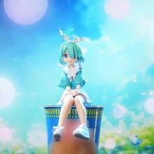 A 16cm PVC Cute Figure, An Anime Two-Dimensional Decoration Featuring A Kawaii Girl In Green Clothes In A Sitting Pose. It Works As A Computer Case Ornament And A Gift For Boys. - 彩色 - 查看 7
