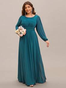Plus Size Elegant Romantic A-Line Bridesmaid Dress